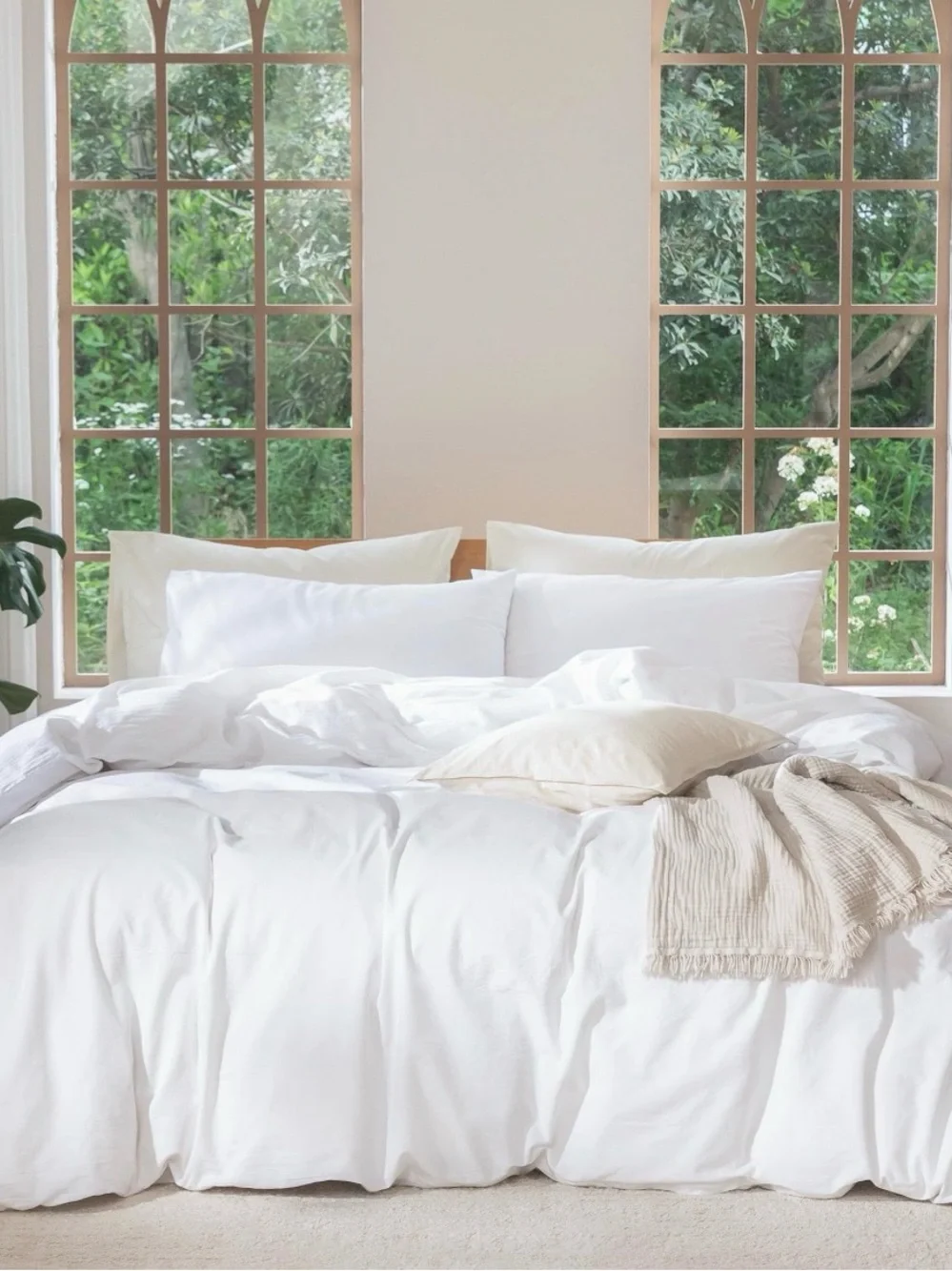 Classic White Cotton Duvet Cover Set by